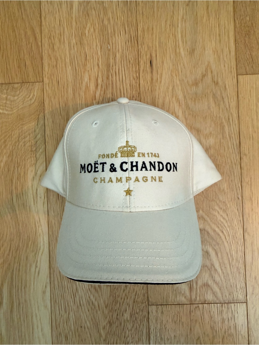 Mot  Chandon White Logo Baseball Cap